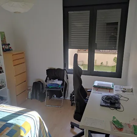 Apartamento Tranquilo Con Jardin Privado *
